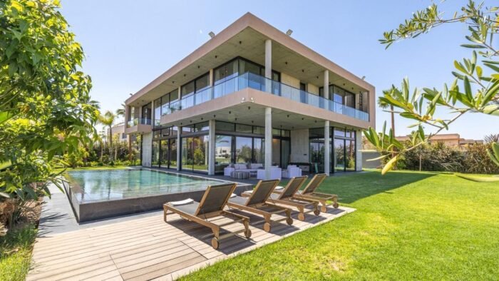 villa-amelkis